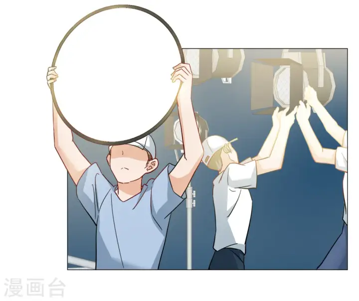 《她来了，请趴下》第259话 月下诉情1图3